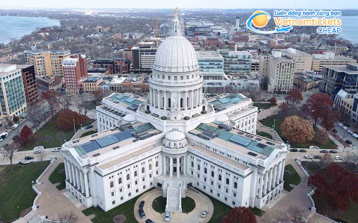 Giá vé máy bay đi Madison