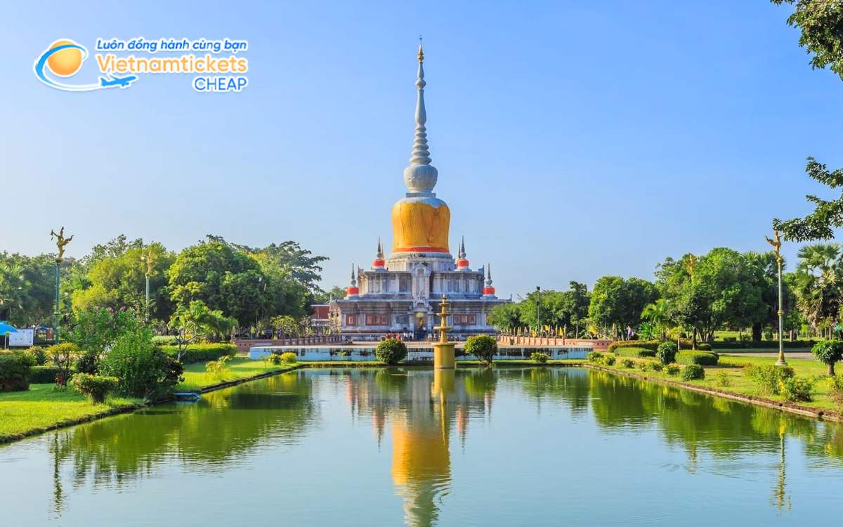 Giá vé máy bay đi Maha Sarakham