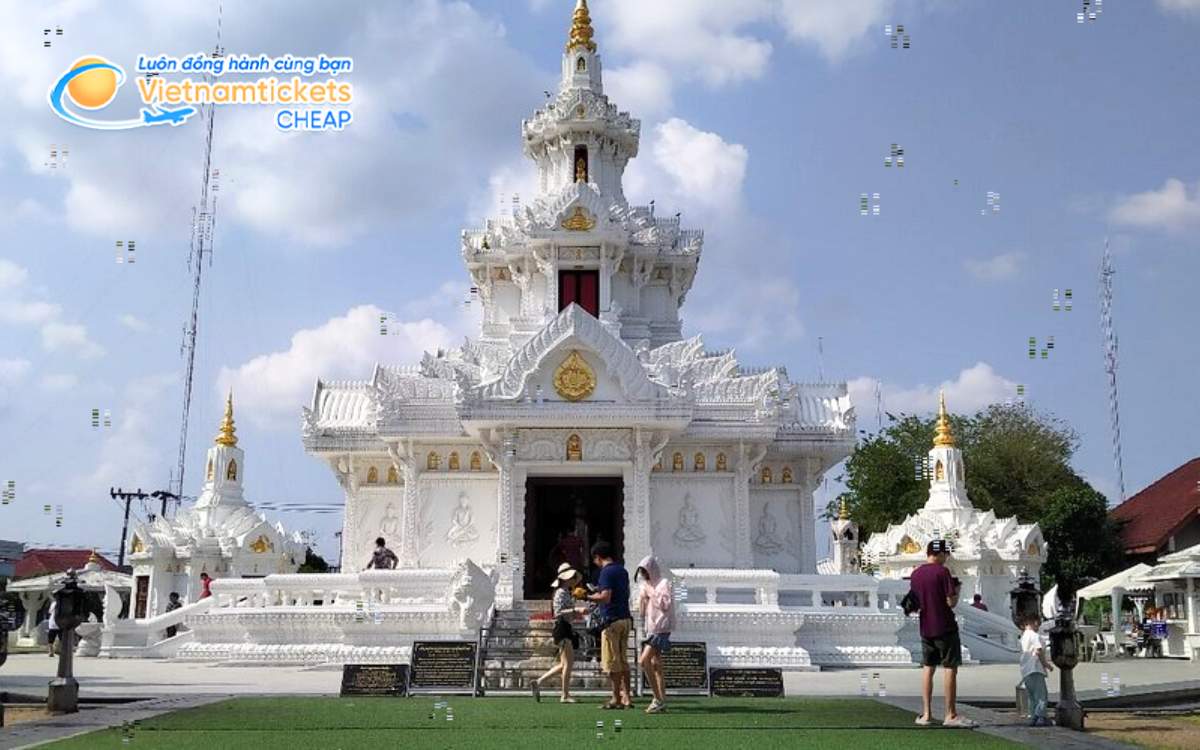 Gi&aacute; v&eacute; m&aacute;y bay đi Nakhon Si Thammarat