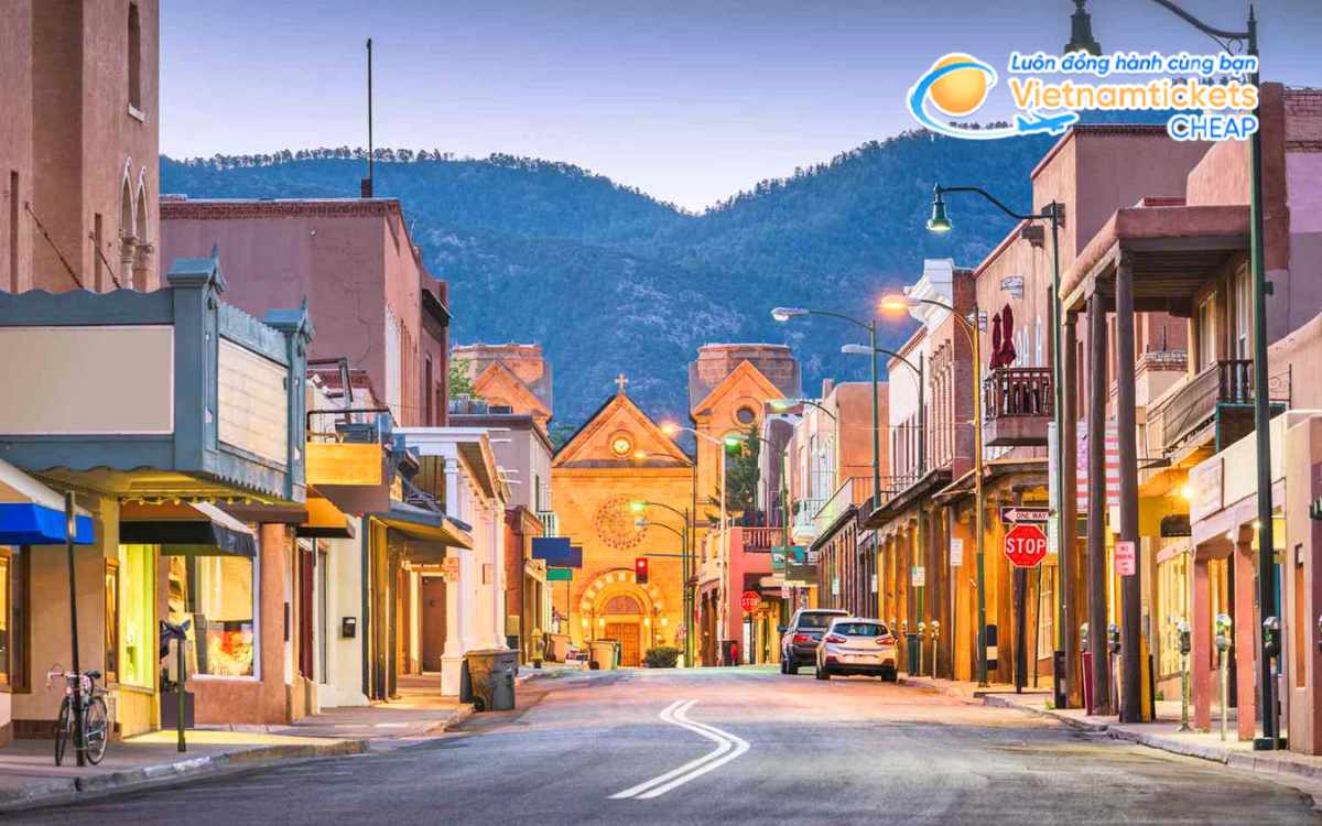 Gi&aacute; v&eacute; m&aacute;y bay đi New Mexico
