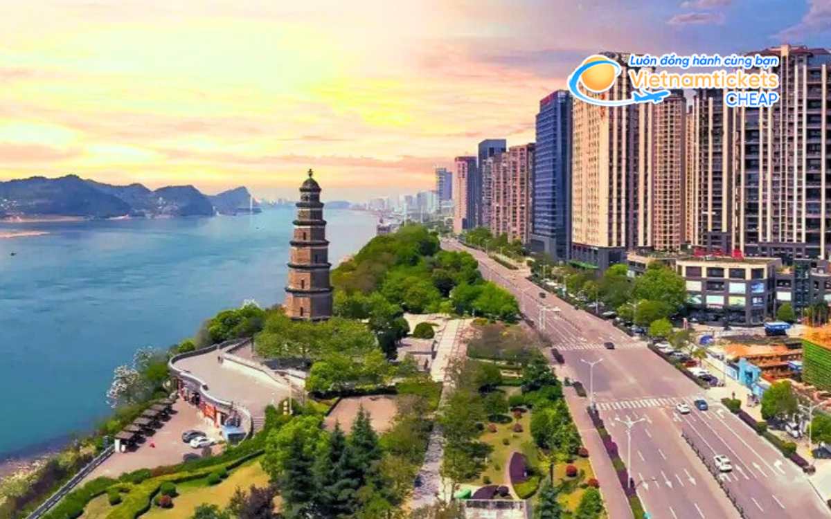 Gi&aacute; v&eacute; m&aacute;y bay đi Nghi Xương