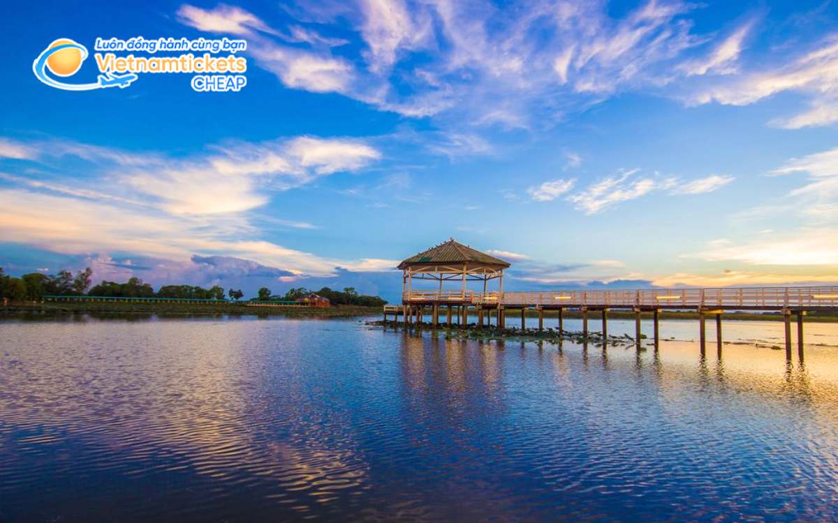 Giá vé máy bay đi Phichit