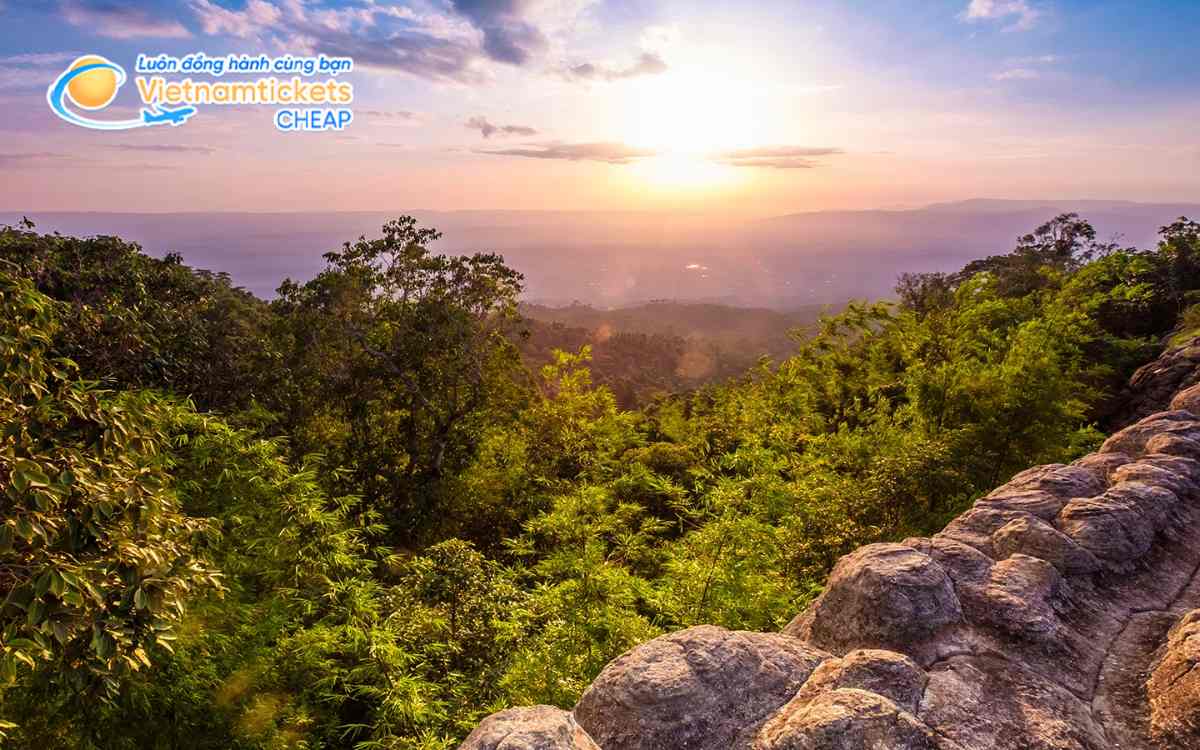 Giá vé máy bay đi Phitsanulok