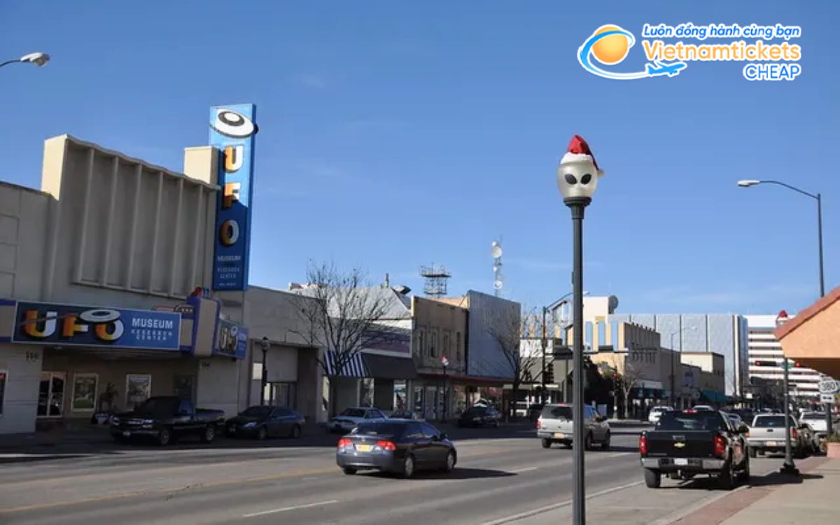 Gi&aacute; v&eacute; m&aacute;y bay đi Roswell New Mexico