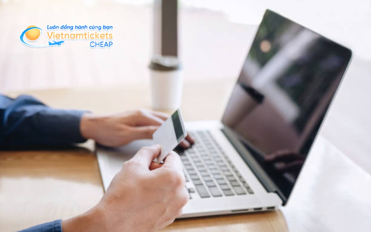 Mẹo săn vé rẻ đến Triệu Khánh