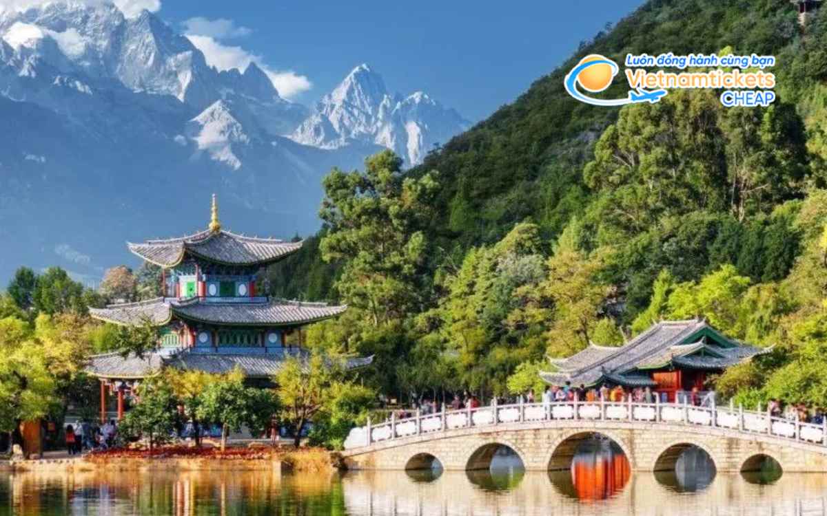 Giá vé máy bay đi Tương Dương