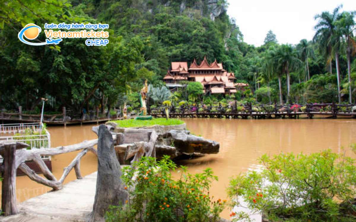 Giá vé máy bay đi Uthai Thani