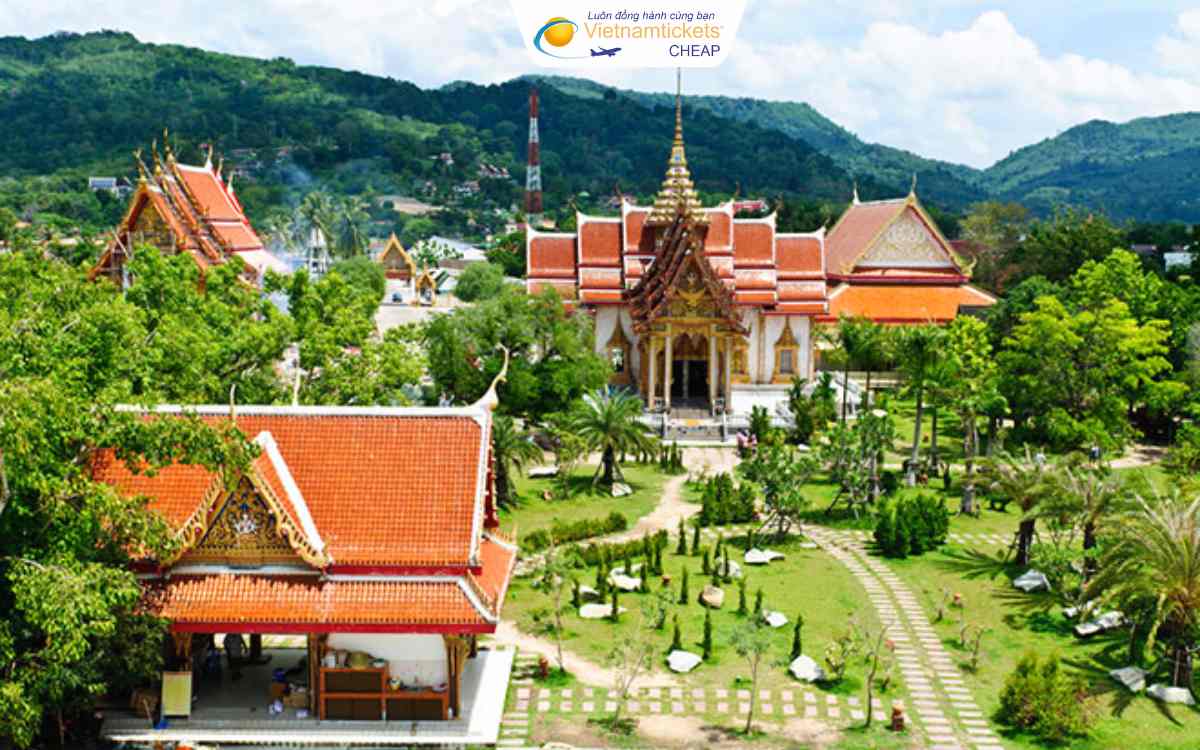 Chùa Wat Chalong địa điểm du lịch ở Phuket
