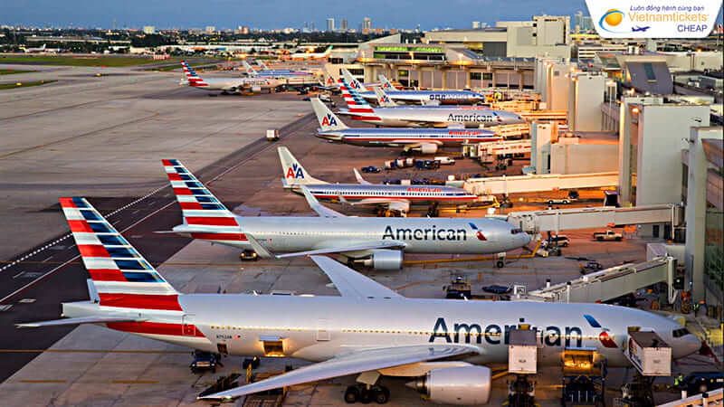 giá vé máy bay American Airlines mới nhất