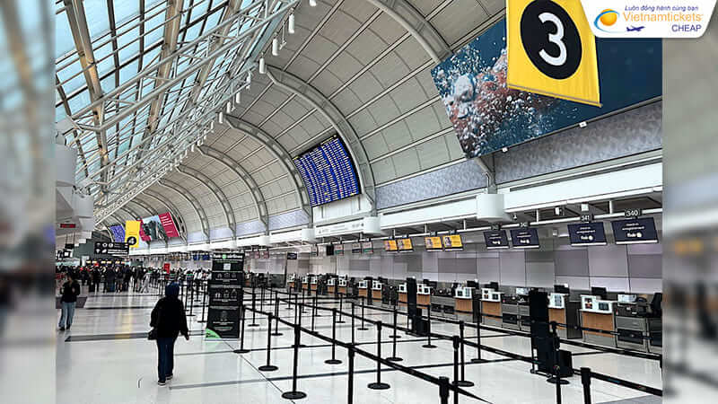sân bay Toronto Pearson (YYZ) Canada