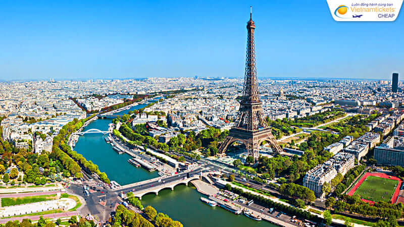 thời điểm hoàn hảo đặt vé máy bay đi Pháp giá rẻ