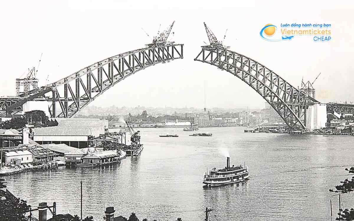 Lịch sử x&acirc;y dựng cầu cảng