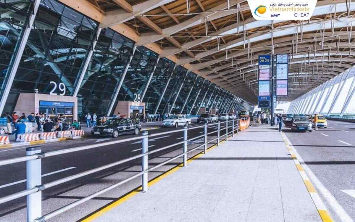 Di chuyển từ sân bay đến Thượng Hải