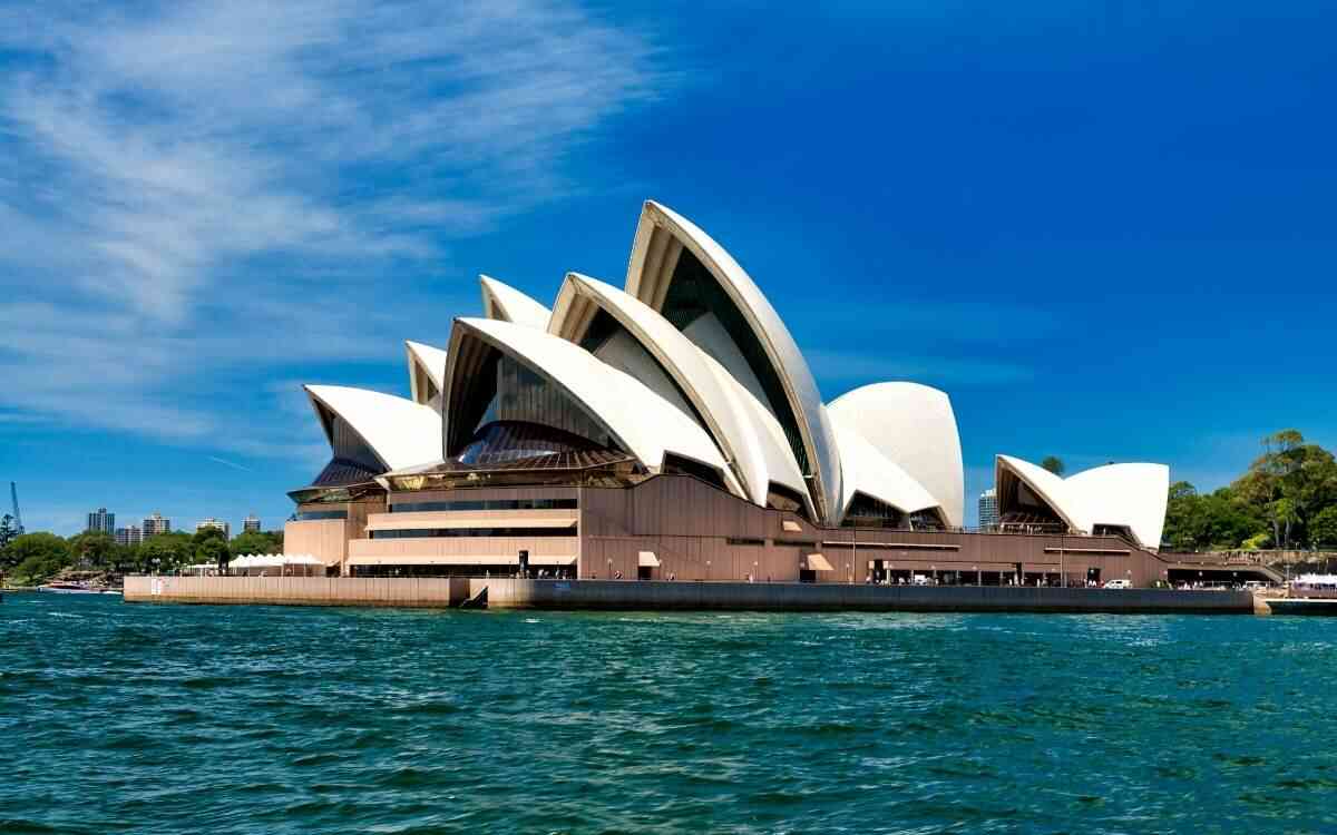 Vé máy bay từ Việt Nam sang Úc