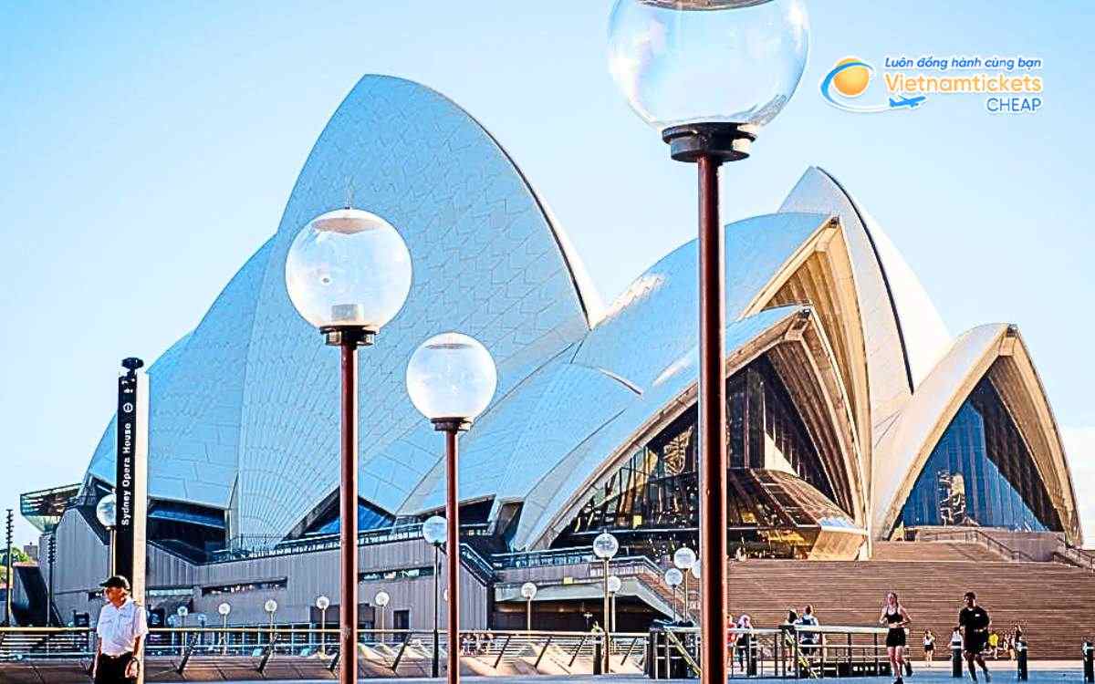 Kinh nghiệm tham quan nhà hát con sò