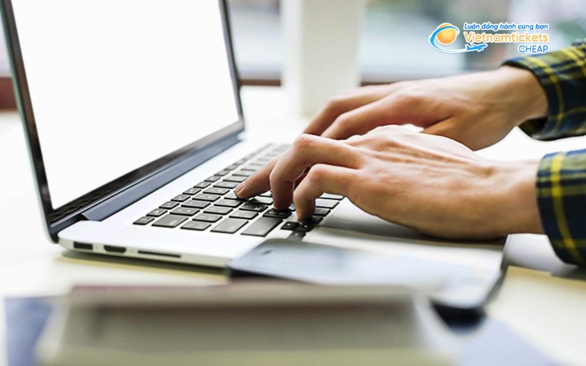 Những điều cần biết khi đặt vé máy bay online