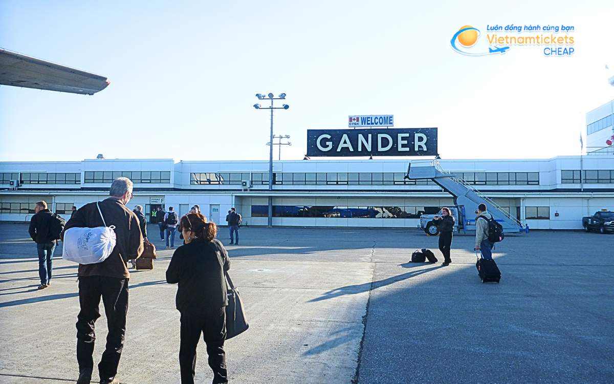Di chuyển đến và từ sân bay Gander