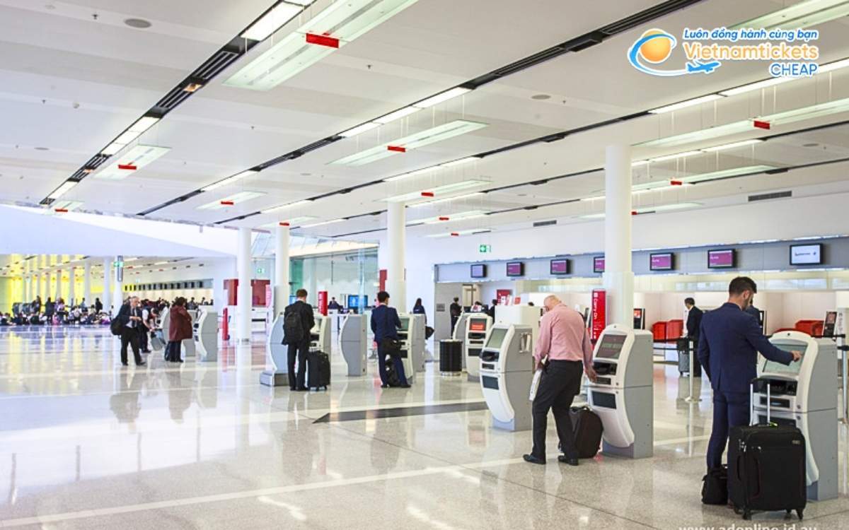 Gợi ý cho sinh viên khi chọn sân bay gần trường