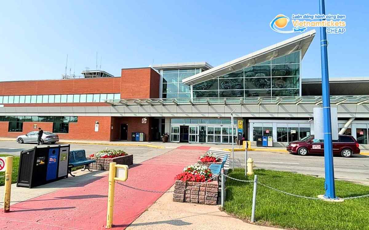 Tổng quan về sân bay Regina