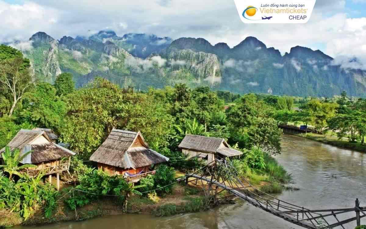 Thời điểm đặt vé Đà Nẵng Lào