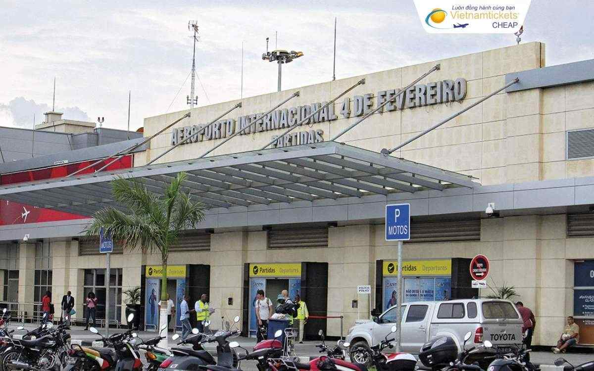 Sân bay Quatro De Fevereiro Lad