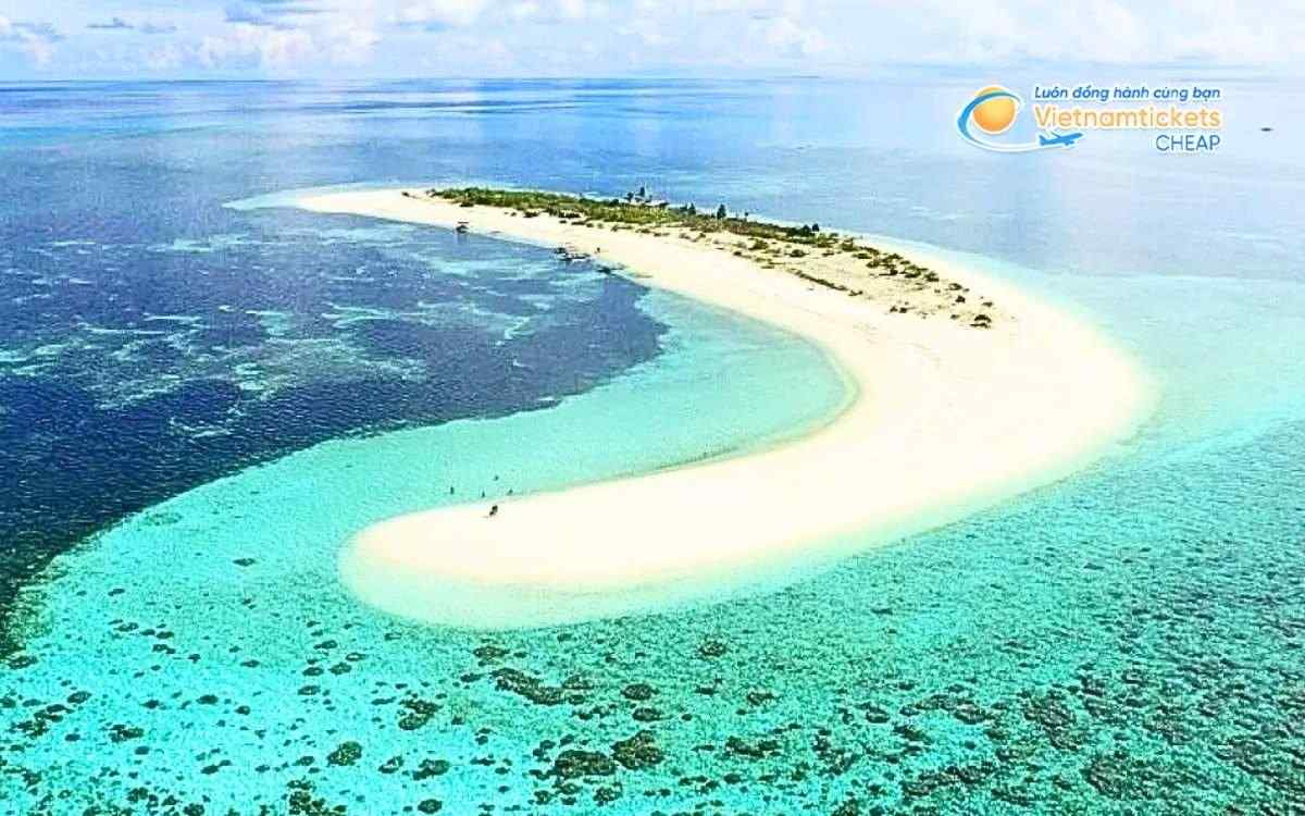 Vé máy bay đi Antique bao nhiêu tiền?