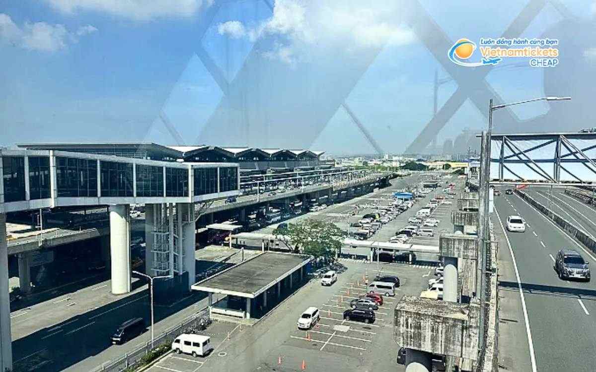 Bay đến Bangued hạ cánh ở sân bay nào