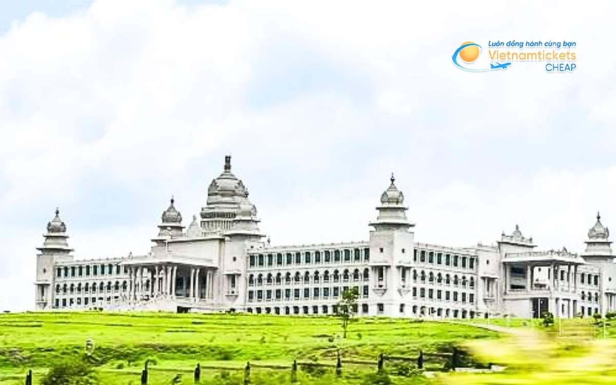 Vé máy bay đi Belgaum bao nhiêu tiền?