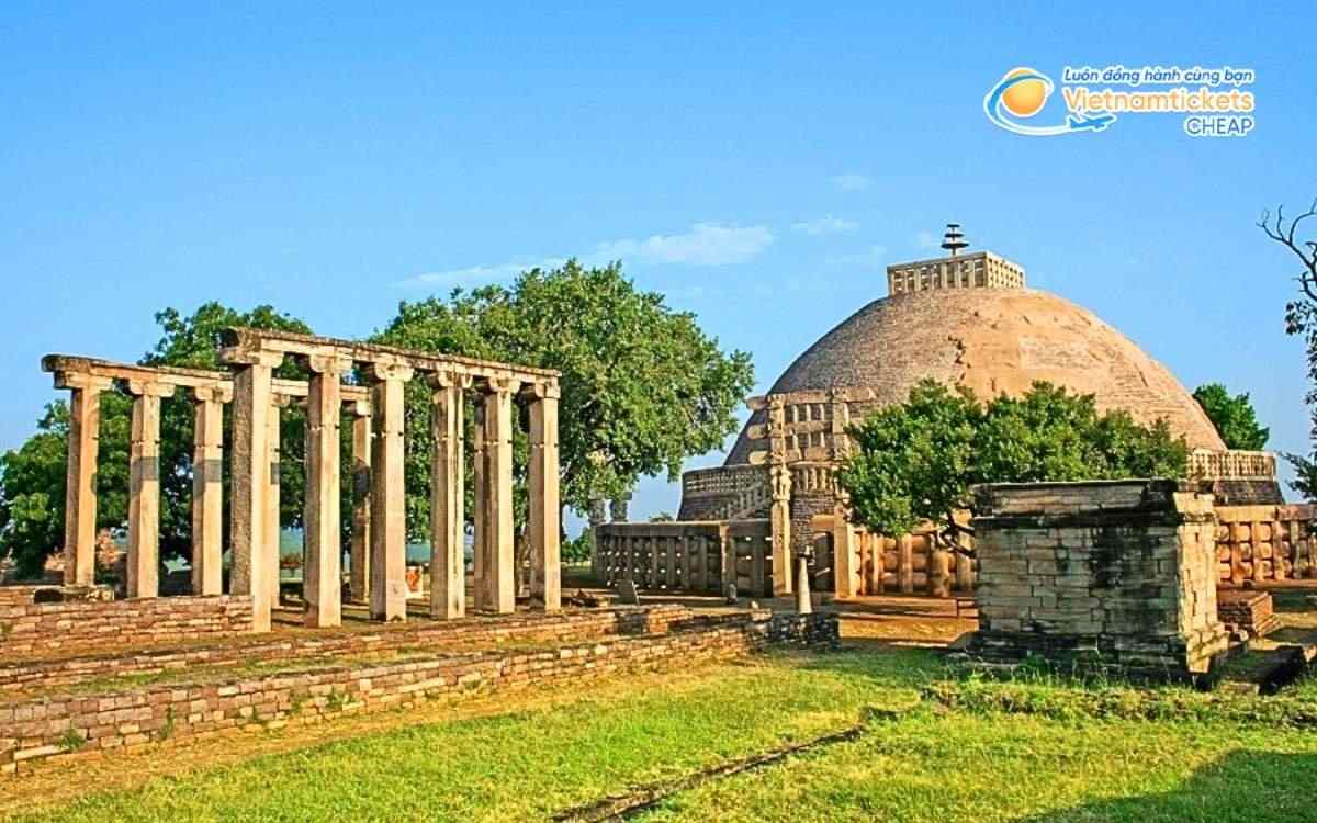 Vé máy bay đi Bhopal bao nhiêu tiền?