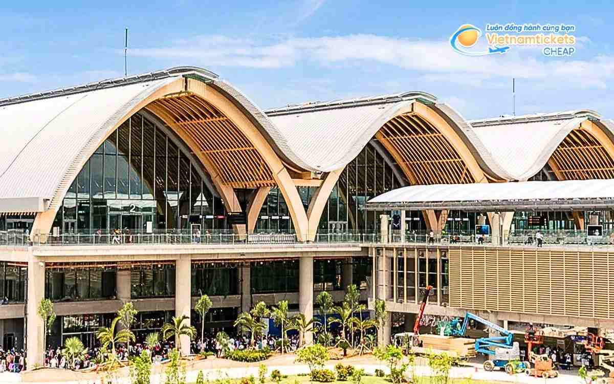 Bay đến Biliran hạ cánh ở sân bay nào?