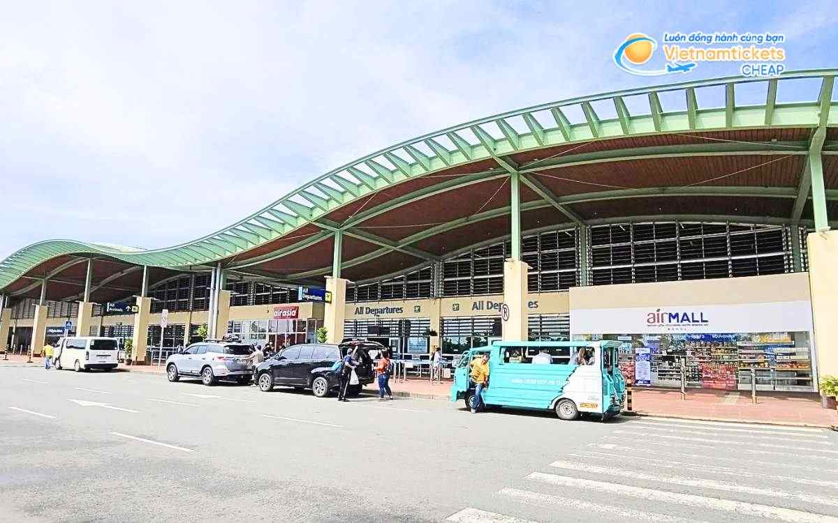 Bay đến Bohol hạ cánh ở sân bay nào?