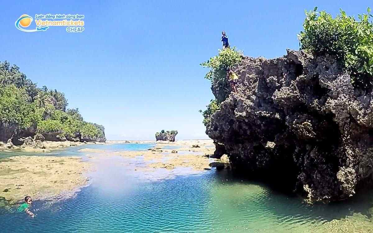 V&eacute; m&aacute;y bay đi Borongan bao nhi&ecirc;u tiền?