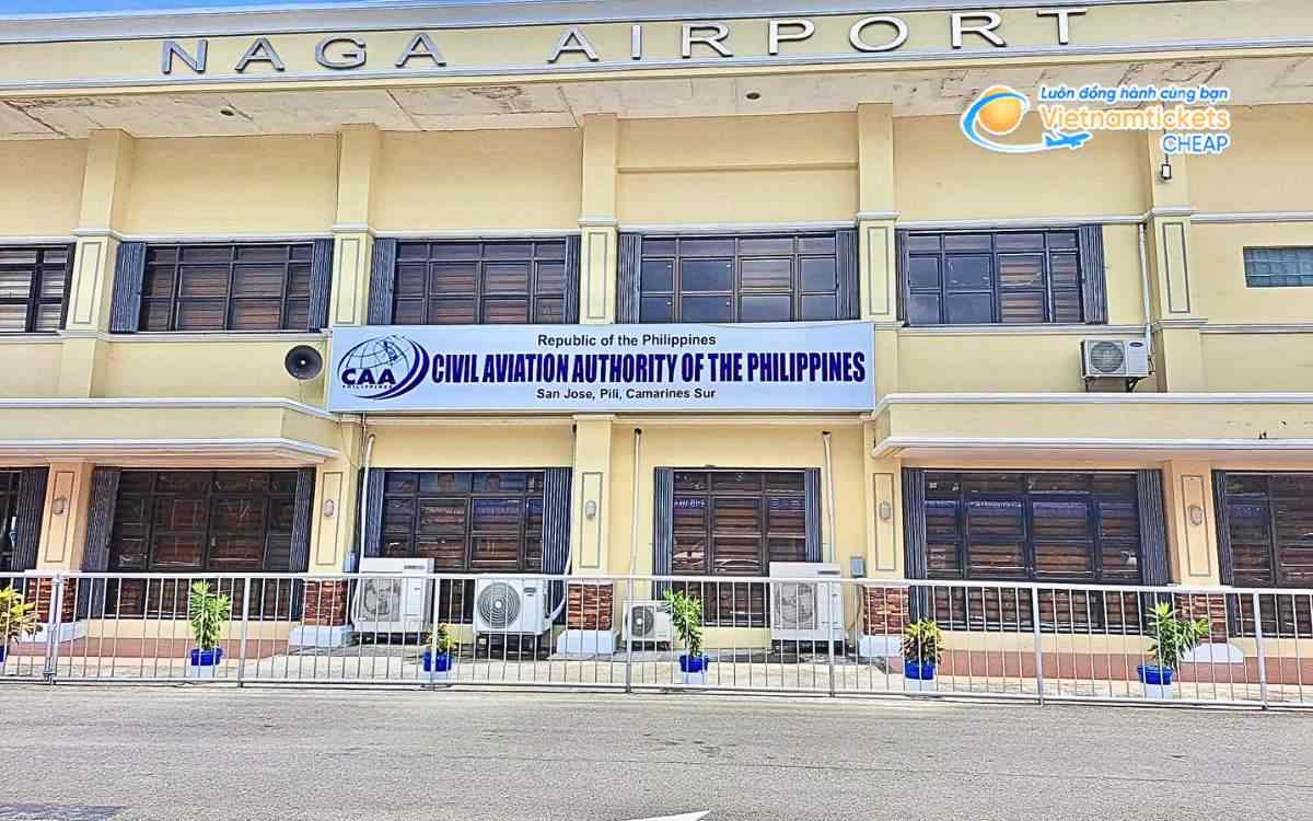 Bay đến Camarines Norte hạ cánh ở sân bay nào?