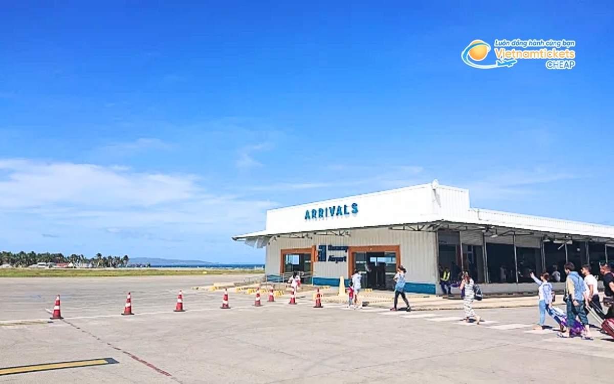 Bay đến Caticlan hạ cánh ở sân bay nào?