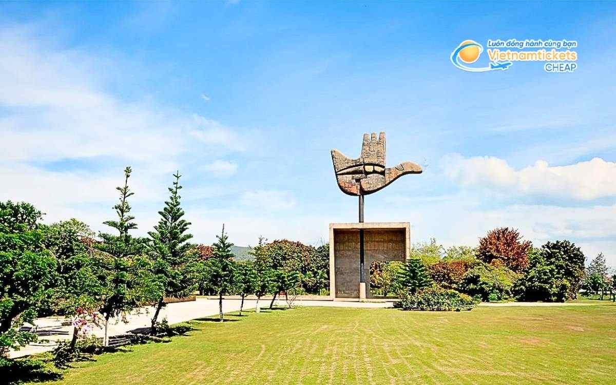 Vé máy bay đi Chandigarh bao nhiêu tiền?