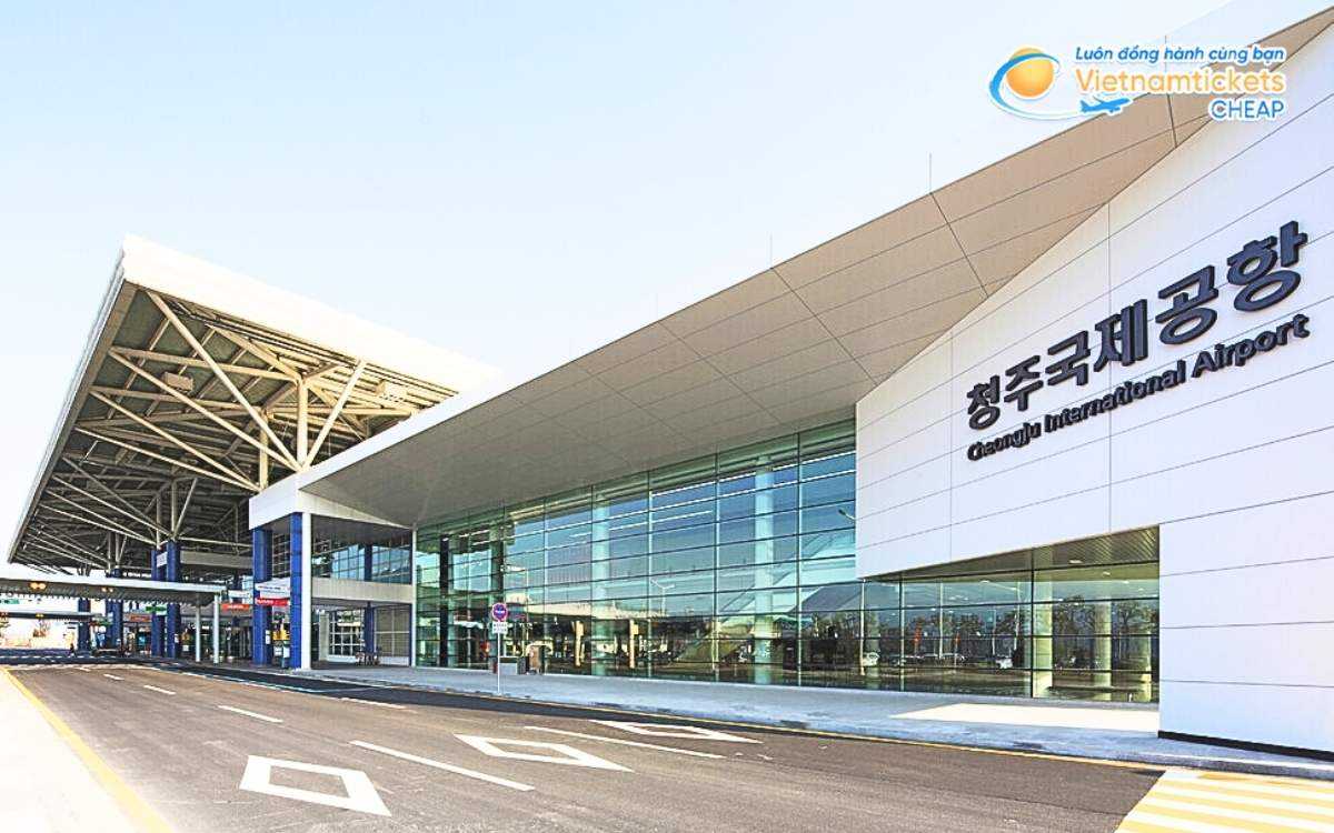 Bay đến Chungcheongnam hạ c&aacute;nh ở s&acirc;n bay n&agrave;o?