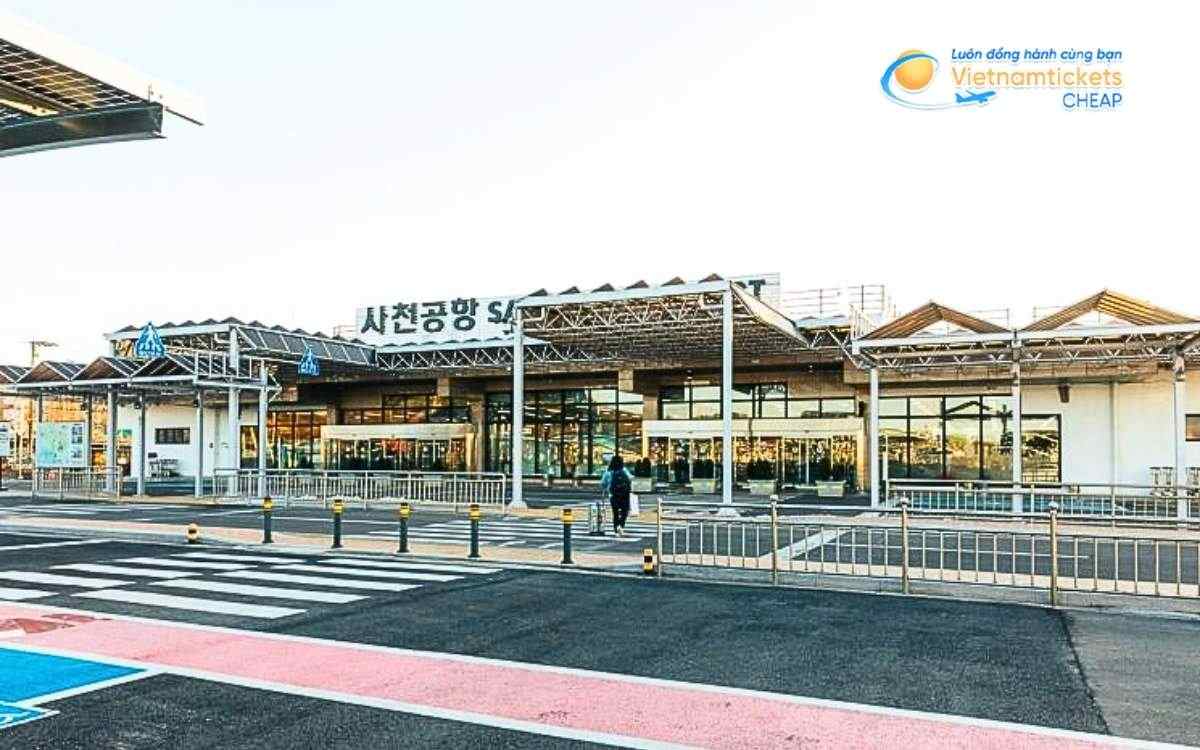 Bay đến Geochang hạ cánh ở sân bay nào?