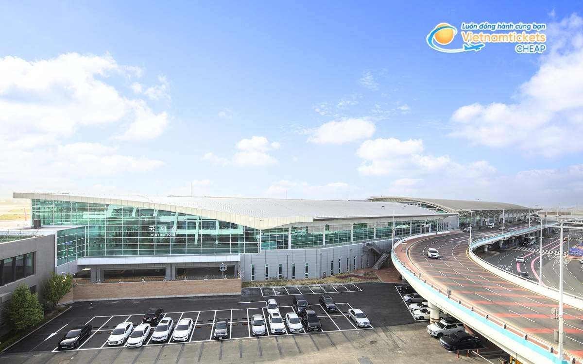 Bay đến Gimhae hạ cánh ở sân bay nào?