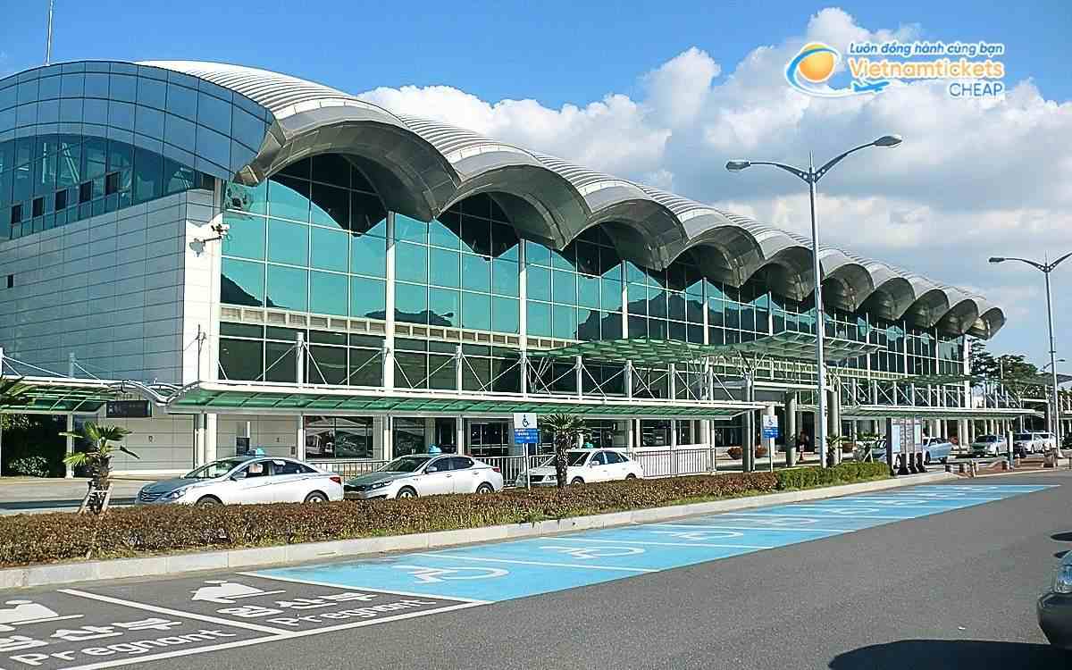 Bay đến Hadong hạ cánh ở sân bay nào?