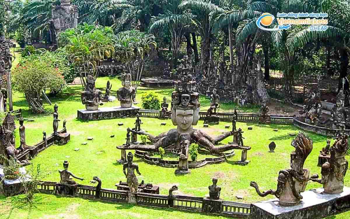 Vé máy bay đi Hadxaifong bao nhiêu tiền?