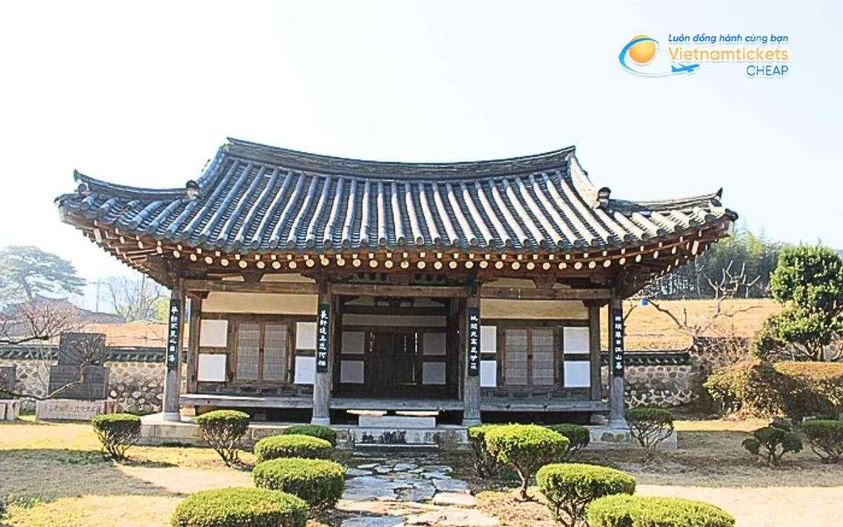 Vé máy bay đi Haman bao nhiêu tiền?