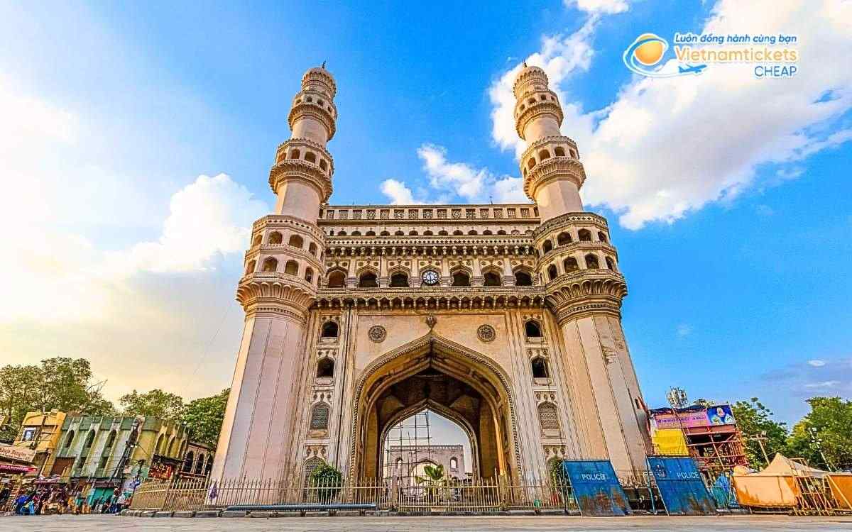 Vé máy bay đi Hyderabad bao nhiêu tiền?