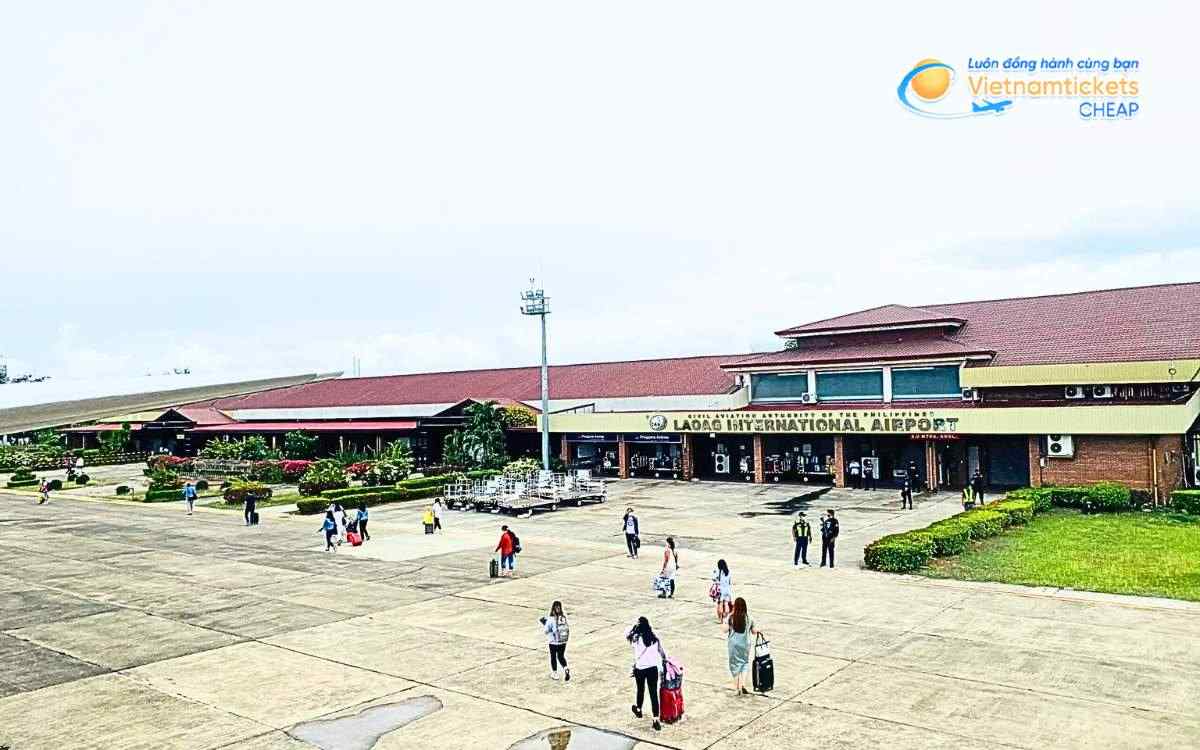 Bay đến Ilocos Norte hạ cánh ở sân bay nào?