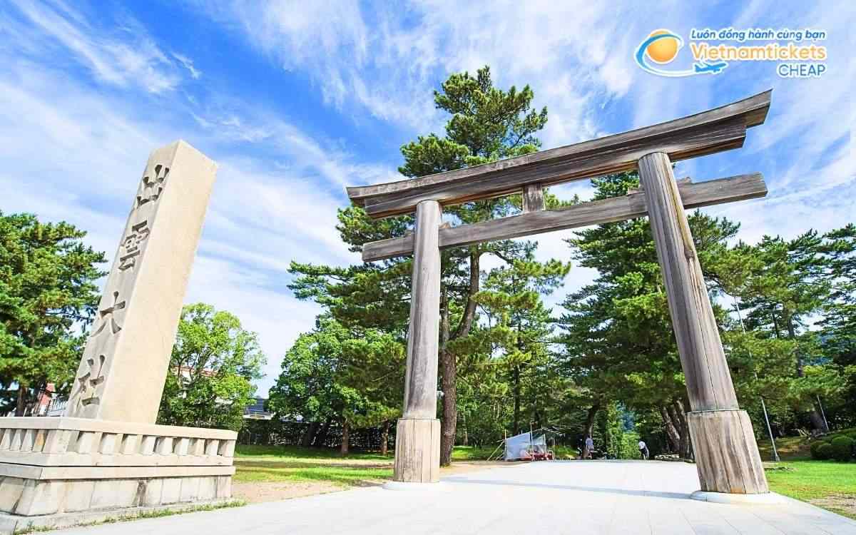Vé máy bay đi Izumo bao nhiêu tiền?