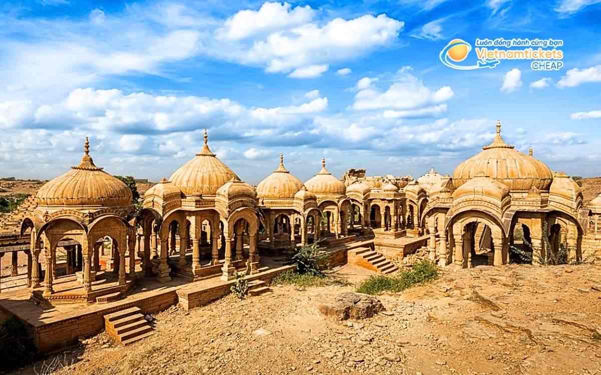 Vé máy bay đi Jaisalmer bao nhiêu tiền?