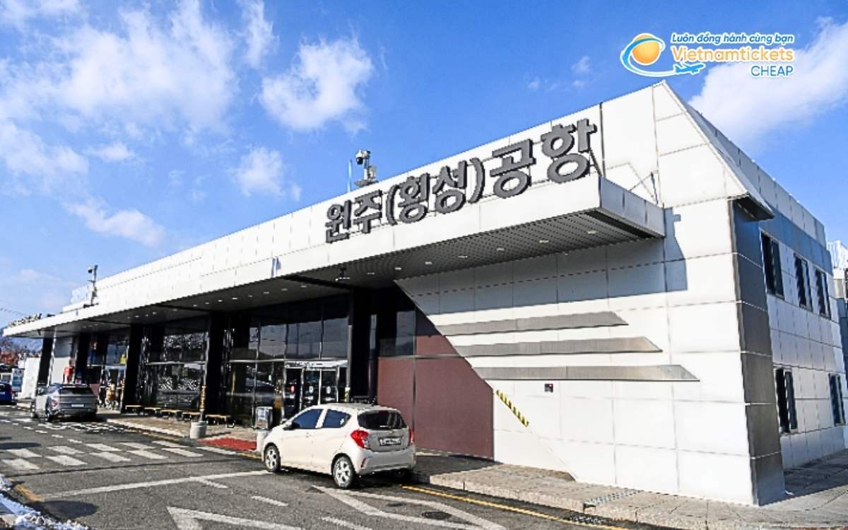 Bay đến Jecheon hạ c&aacute;nh ở s&acirc;n bay n&agrave;o?