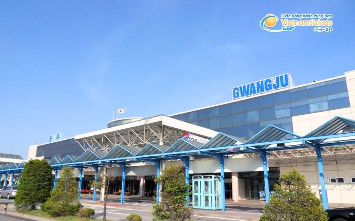 Bay đến Jindo hạ cánh ở sân bay nào?