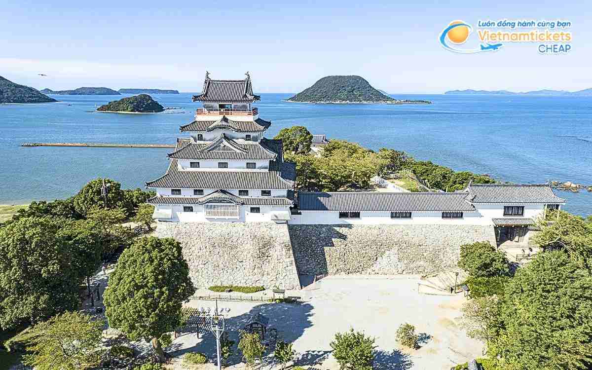 Vé máy bay đi Karatsu bao nhiêu tiền?