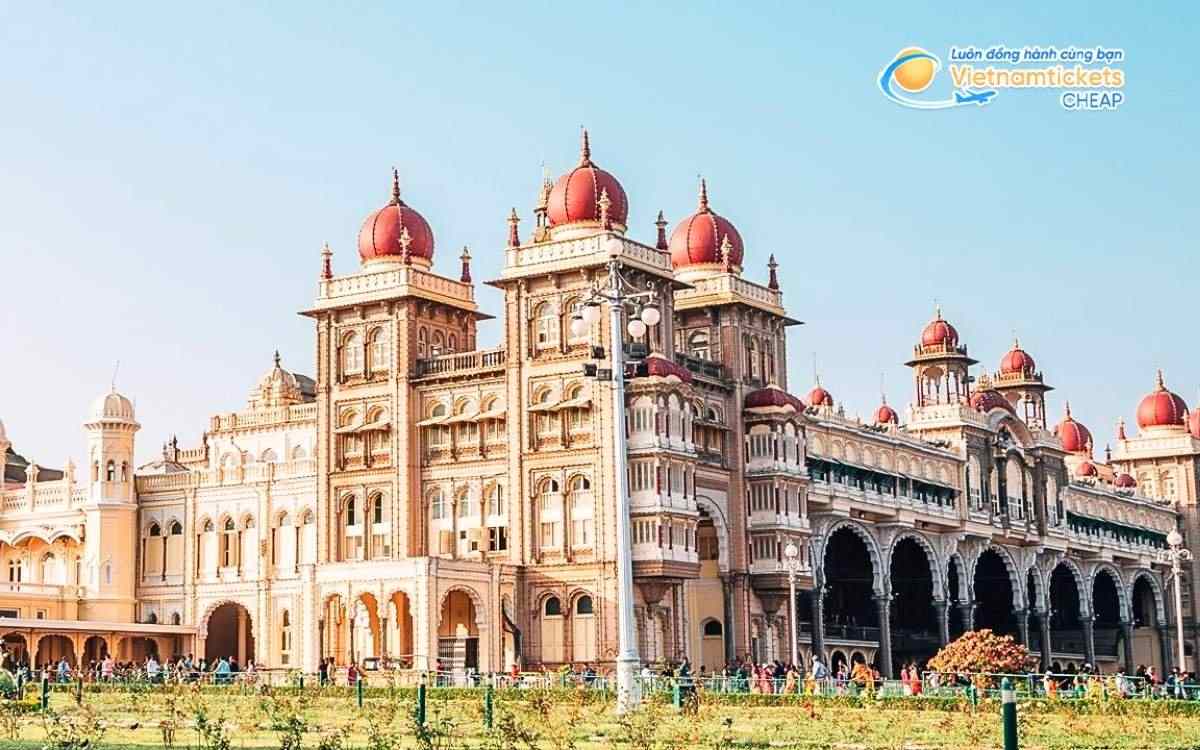 Vé máy bay đi Karnataka bao nhiêu tiền?