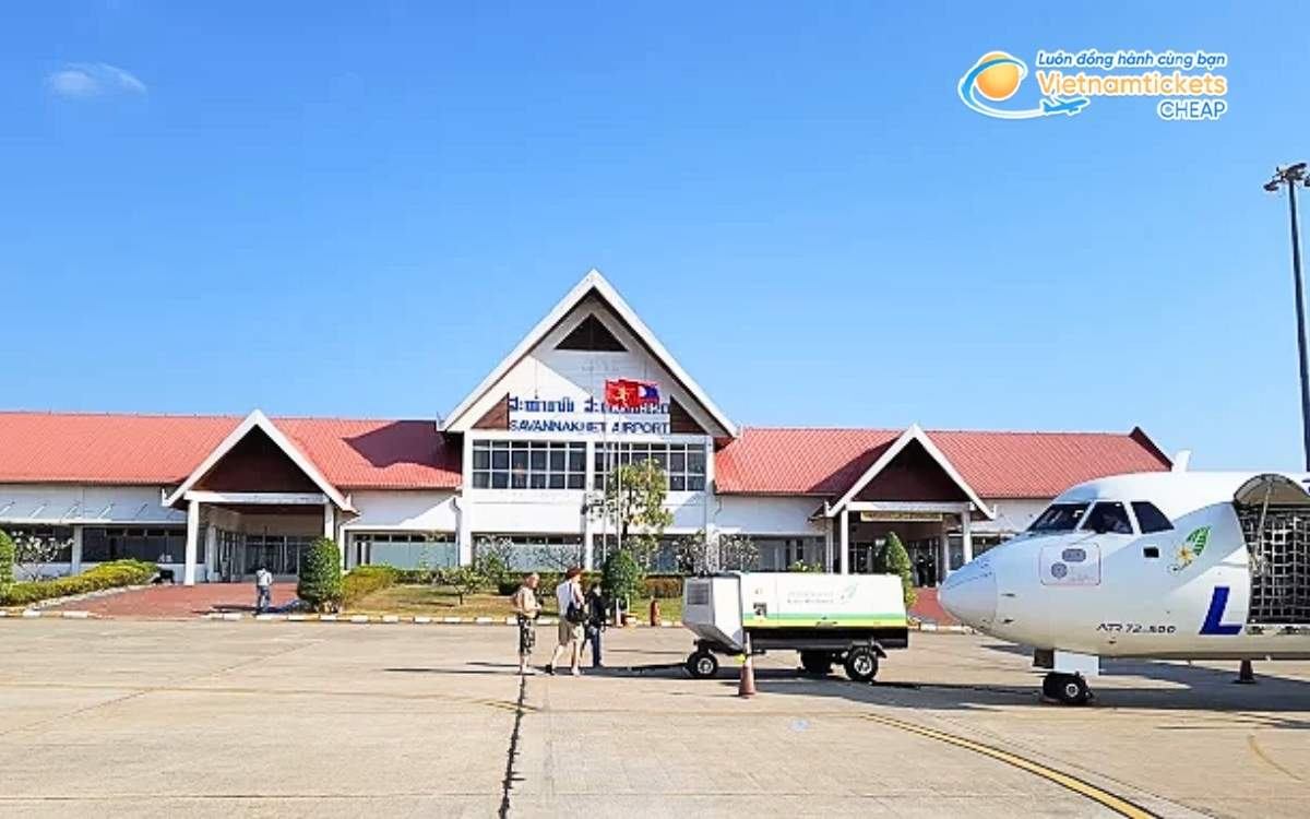 Bay đến Khammouane hạ cánh ở sân bay nào?